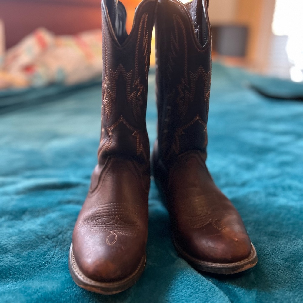 Women’s Cowboy boots. Comfy. Fun.